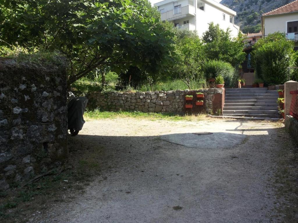 Apartments Sandra 2 Kotor Eksteriør billede